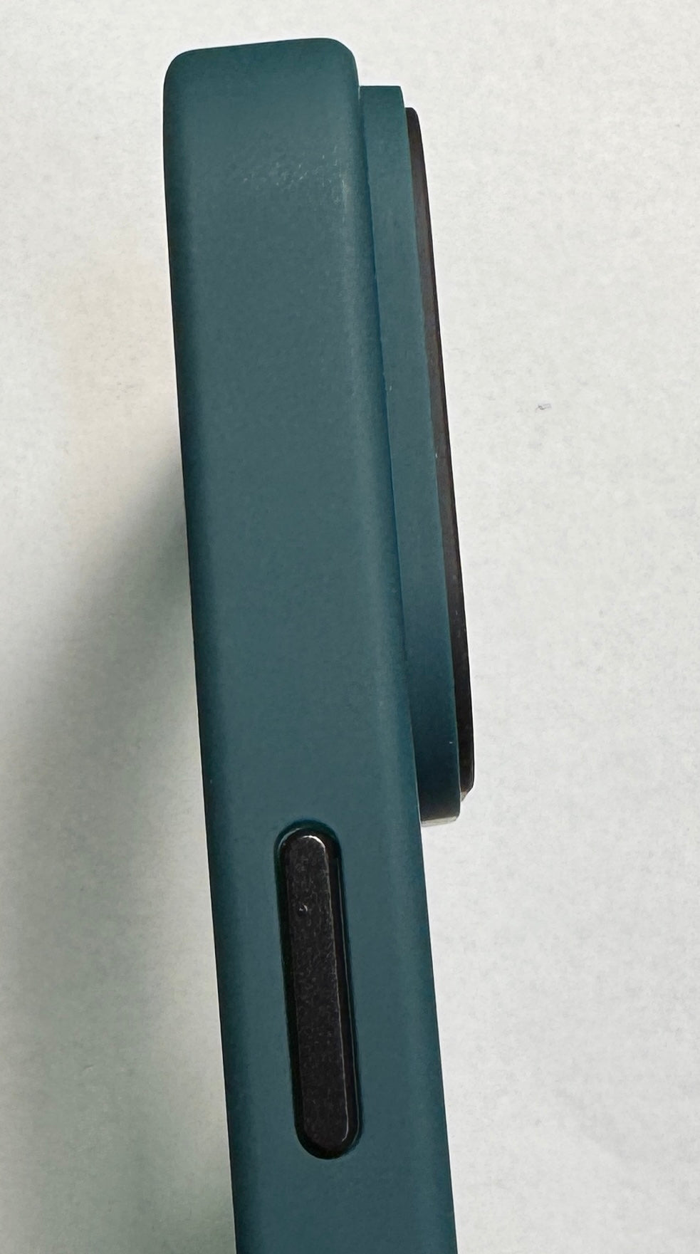 iPhone Frostad Transparent MagSafe Skal – Grön | Leveranstid - 1-2 Veckor