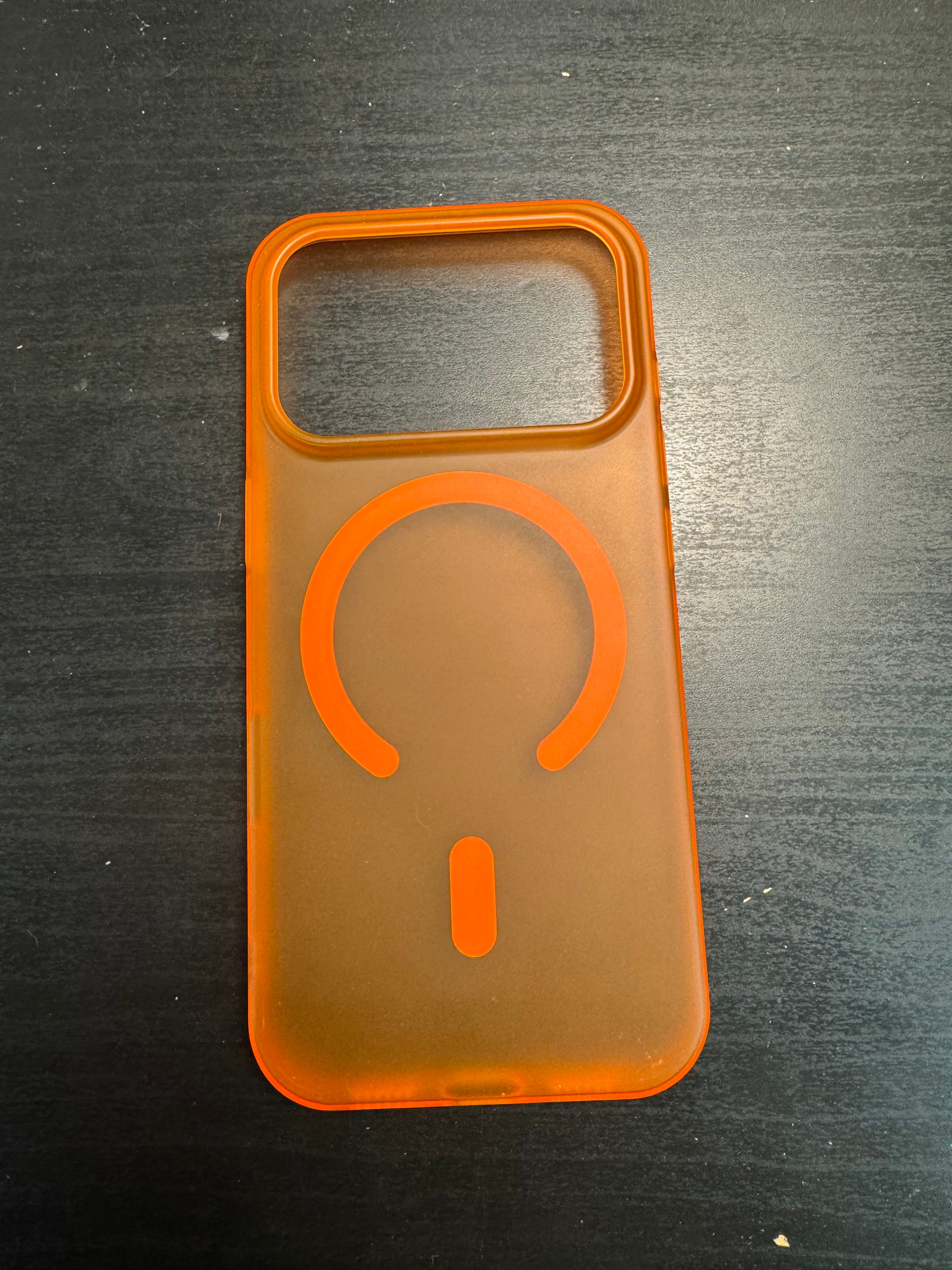 iPhone 17 - Tunt, Hårt MagSafe-skal – Transparent Orange - Leveranstid 1-2 veckor